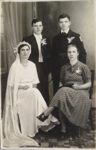 Foto interbelică de colecție atelier Constantinescu CAMPULUNG MUȘCEL Arges