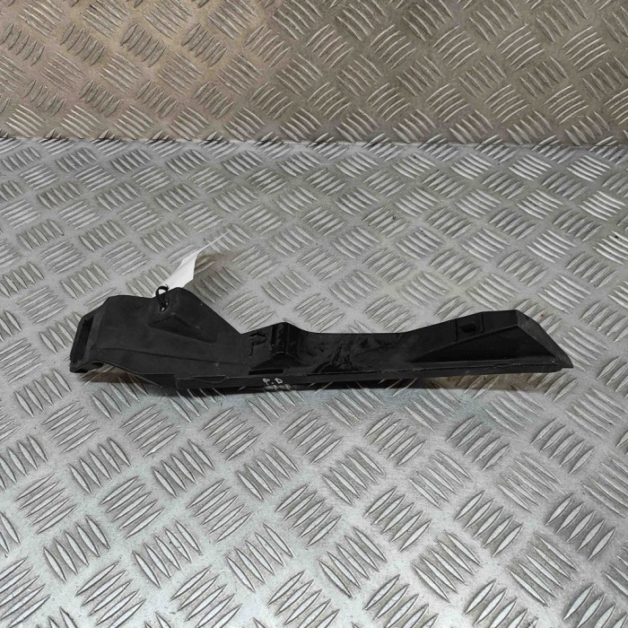 Suport bara de protecție dreapta față PORSCHE CAYENNE 92A 2011 OEM: 7P5807890,7P5.807.890 29999743