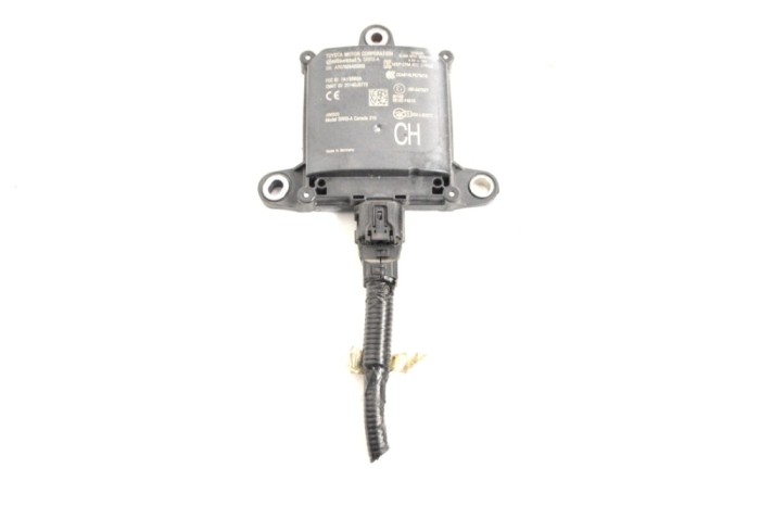 Modul de control unghi mort TOYOTA C-HR _X1_ 2018 OEM: A2C7625420000 13720315