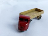 bnk jc Matchbox 10b Scammell Mechanical Horse (mw)