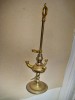 A875-OPAIT-Aromar-Tamaietor vechi din alama masiva. Inaltime 25 cm, diametrul 8 cm. Lipsa lantul cu cuiul de desfundat.