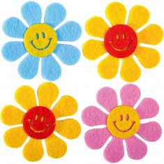 Set flori smiley din fetru foto
