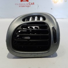 Grila ventilator Citroen Xsara Picasso f425136