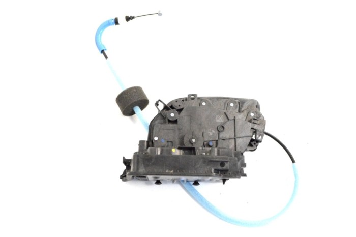 &Icirc;ncuietoare ușă dreapta spate BMW 2 Active Tourer F45 2014 OEM: 7281940,182838-10 12043757