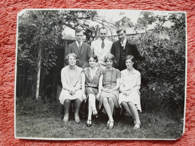 Fotografie, familie la ceai party, Cambridge 1927, gradina din 19 Pretoria Rd, parintii lui Geo (dr. Litarczek, parintele radiologiei romanesti) foto