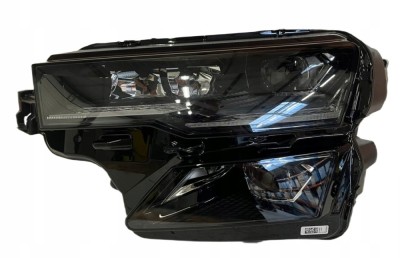Far SKODA KAROQ, 02.2022-, partea stanga, original, LED; electrical; fara unitate control LED; LED; marked Skoda Crystal Lighting, foto