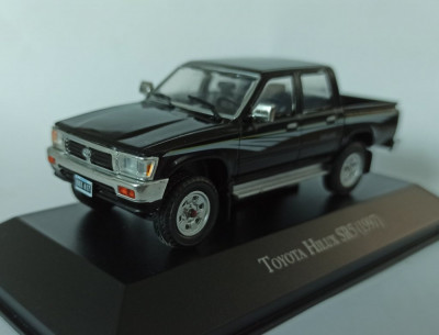 Macheta Toyota Hilux SR5 1997 pick-up truck - IXO/ Altaya 1/43 foto