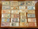 Lot nr. 15 : Mixt de bancnote Romania si alte state - 25 bancnote