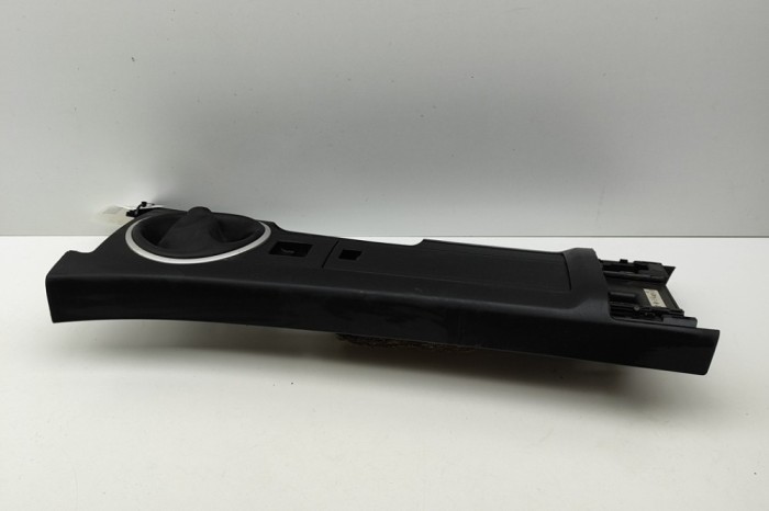 Ornament consola centrală MAZDA MX-5 III NC 2005 OEM: NE51-64-420F,NE5164420F 31354647