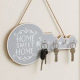Suport chei din lemn cu 4 carlige, 30x17cm, gri, forma de cheie, CMCLASS