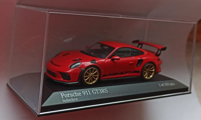Macheta Porsche 911 GT3 RS (991-2) 2018 rosu - Minichamps 1/43