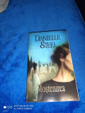 DANIELLE STEEL: MOSTENIREA