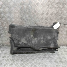 Scut motor st&acirc;nga spate AUDI A6 Avant 4G5, C7, 4GD 2014 OEM: 4G0825215E