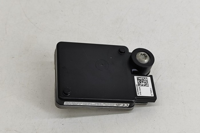 Senzor radar de distanță TESLA MODEL Y 2022 OEM: 1607917-00-G | 26252726