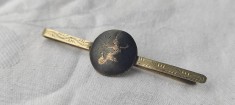 AC de CRAVATA de colectie SIAM marcat VECHI cu DANSATOARE KHON in email VINTAGE