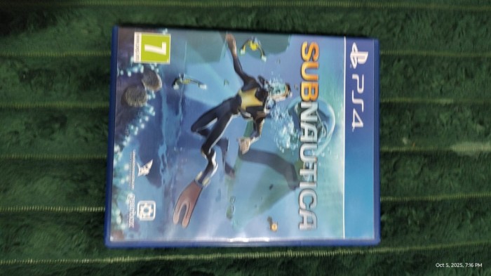 Joc PS4 Subnautica