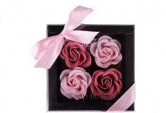 Aranjament cadou cu 4 trandafiri din sapun roz, 11 x 11 x 6 cm foto