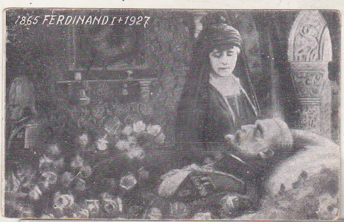 bnk cp Regina Maria la catafalcul Regelui Ferdinand - 1927 - uzata