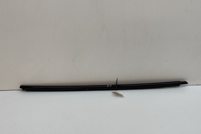 Chedar geam ușă dreapta față PORSCHE Taycan 2022 OEM: 9J1837476B | 31801649 foto