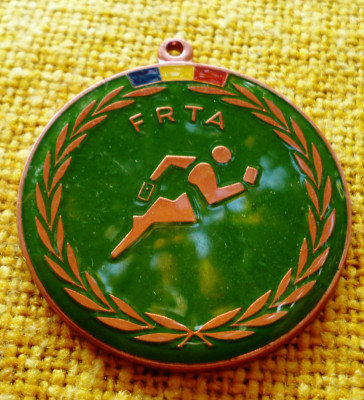 Medalie Federatia Romana de Turism Alpinism foto