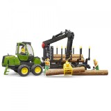 Cumpara ieftin Bruder - Tractor Forestier John Deere 1210E Cu Graifer Si 4 Busteni