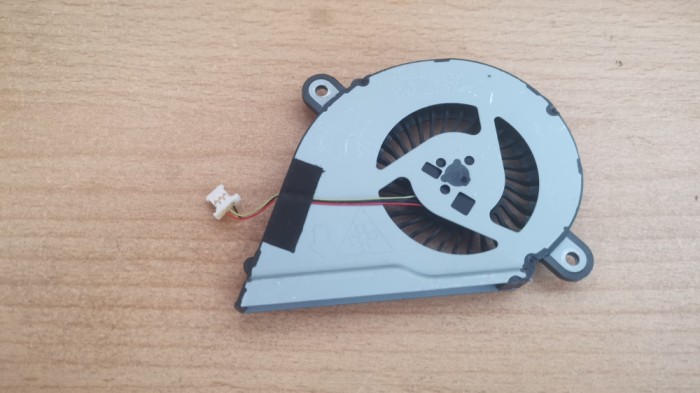 Ventilator Laptop Acer Aspire ES1-520-343N