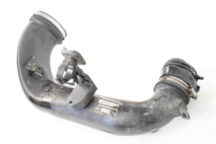 Furtun intercooler dreapta LAND ROVER RANGE ROVER EVOQUE L538 2015 OEM: EJ32-9C619-AB