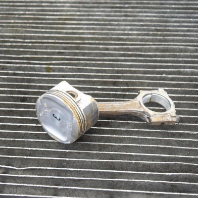Piston NISSAN NOTE E11, NE11 2008 OEM: 12100-EE00012010-BC20A 4114395 foto
