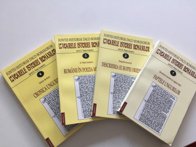 G. POPA-LISSEANU, IZVOARELE ISTORIEI ROMANILOR VOL.1-4(1.FAPTELE UNGURILOR,2.DESCRIEREA EUROPEI ORIENTALE,3.ROMANII IN POEZIA MEDIEVALA,4.CRONICA...) foto