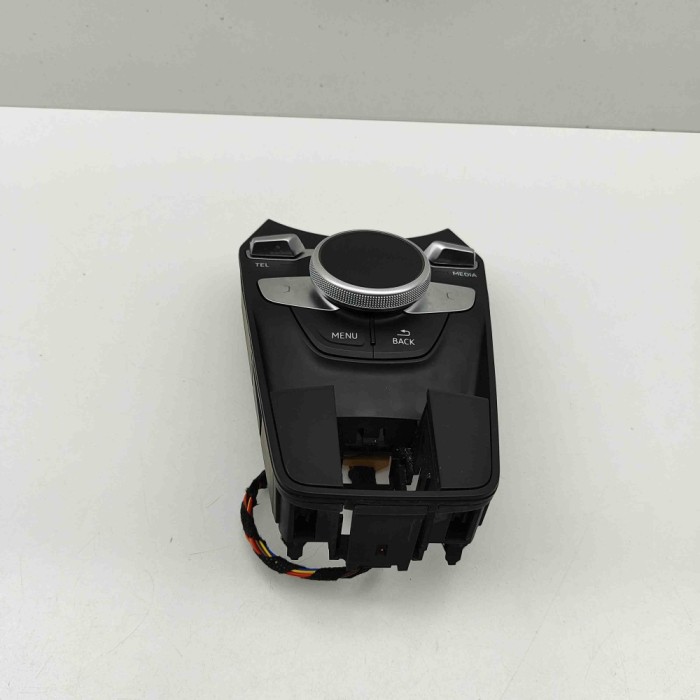 Buton de control navigație AUDI TT FV3 2020 OEM: 8S0919614M 32236417