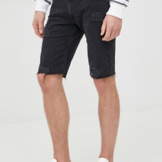 Pepe Jeans pantaloni scurti jeans Stanley Short Destroy barbati, culoarea negru