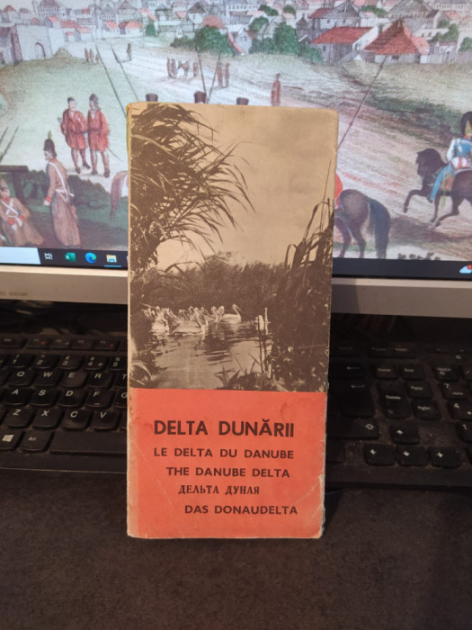 Delta Dunării, hartă color și text &icirc;n 5 limbi, 4 planuri de orașe circa 1985 109