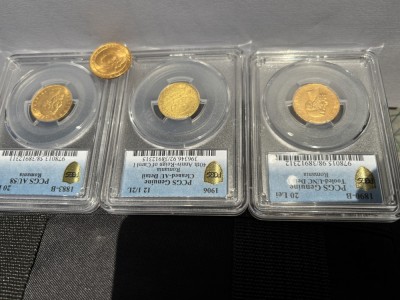 4 Monede Romanesti de AUR foto
