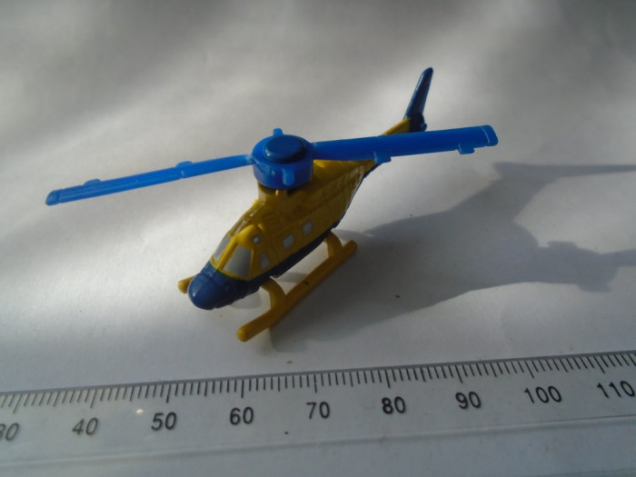 bnk jc Galoob Micro Machines 1999 - elicopter Bell 222