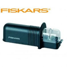 FISKARS Essential Roll-Sharp Dispozitiv pentru ascutit cutite si foarfece foto