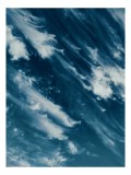 Tablou Canvas, "Norii dans&acirc;nd pe cer senin", Norii, Cer, Albastru, Eteric, Linie, Mișcare, Vaporos, Calm, Curgător, Aerian., 26 x 39 cm, CMCLASS