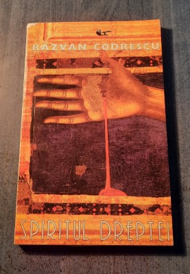 Spiritul dreptei Razvan Codrescu foto