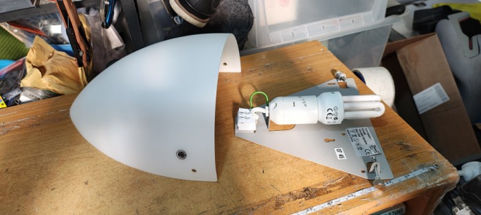 Lampa Perete