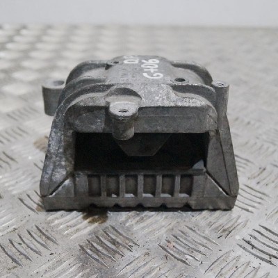 Suport motor dreapta VW GOLF VI 5K1 2009 OEM: 1K0199262P 1427726 foto