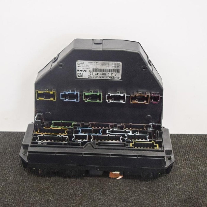 Panou de siguranțe MERCEDES-BENZ E T-Model S212 2014 OEM: A2129004225,A2319029902,F005V01525,A2129027408,A2129011307 3952327