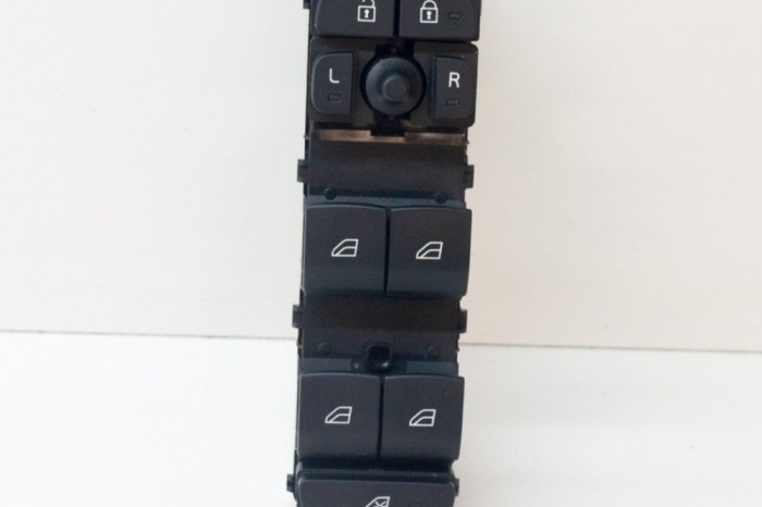 Buton geam ușă dreapta față VOLVO XC40 536 2020 OEM: P32279442,32279442 13537057