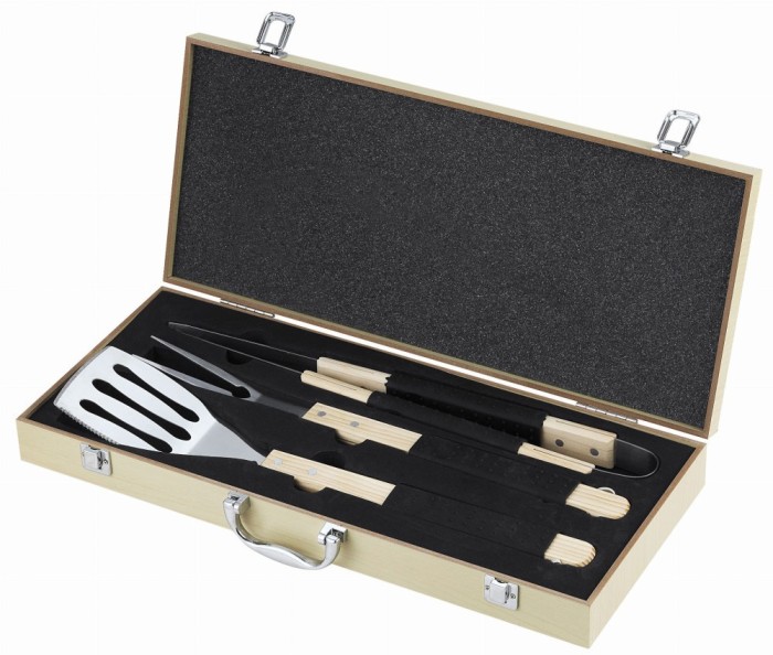 Set de 3 ustensile pentru grătar &icirc;n cutie de lemn