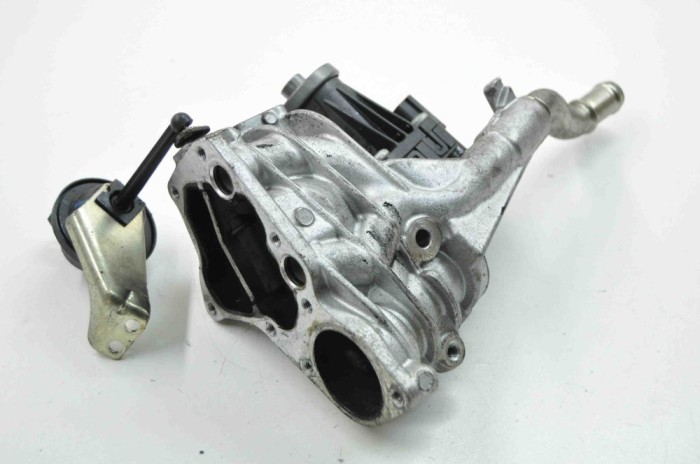 Supapa EGR JAGUAR XJ X351 2013 OEM: 7.01881.05.0