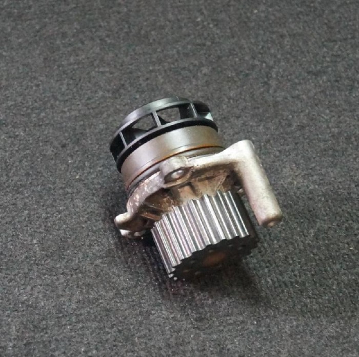 Pompa de apa AUDI A4 Allroad 8KH, B8 2011 OEM: 03L121031A03L121019 1995321