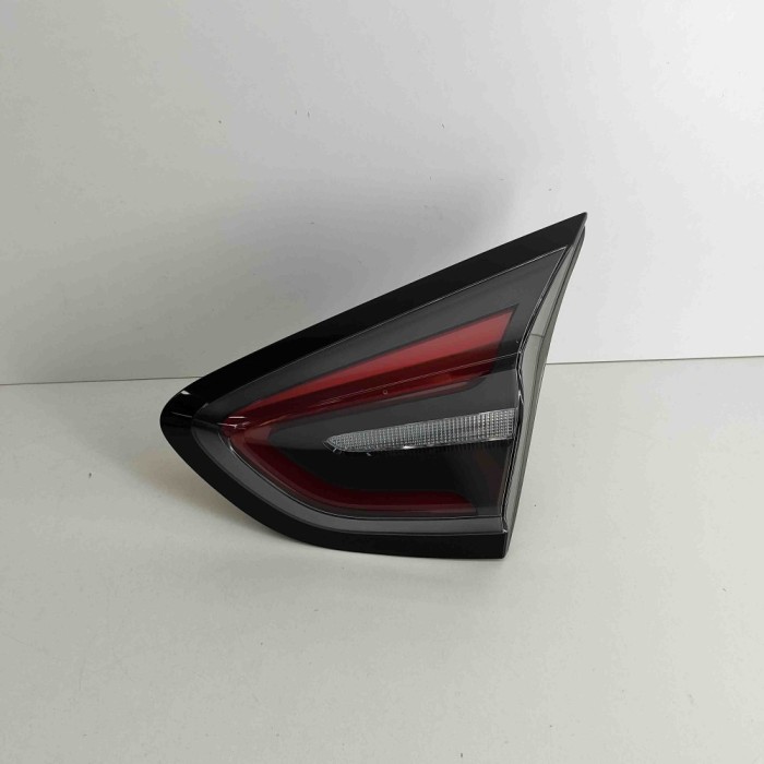 Lampa haion dreapta FORD PUMA J2K, CF7 2022 OEM: L1TB-13A602-AD