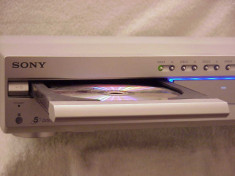 SONY surround DVD system, sistem american SUA, cu 5 boxe SI SUBWOOFER telecomand foto