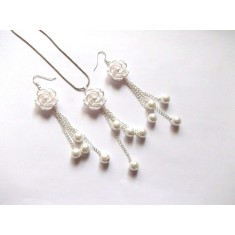 set colier si cercei cu trandafiri albi 37687