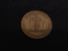 Moneda 10 francs 1987 Africa foto