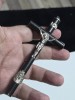 Mic crucifix vintage din lemn si metal