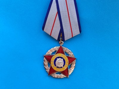 Medalie Romania-Ordinul militar clasa 2 ?? foto